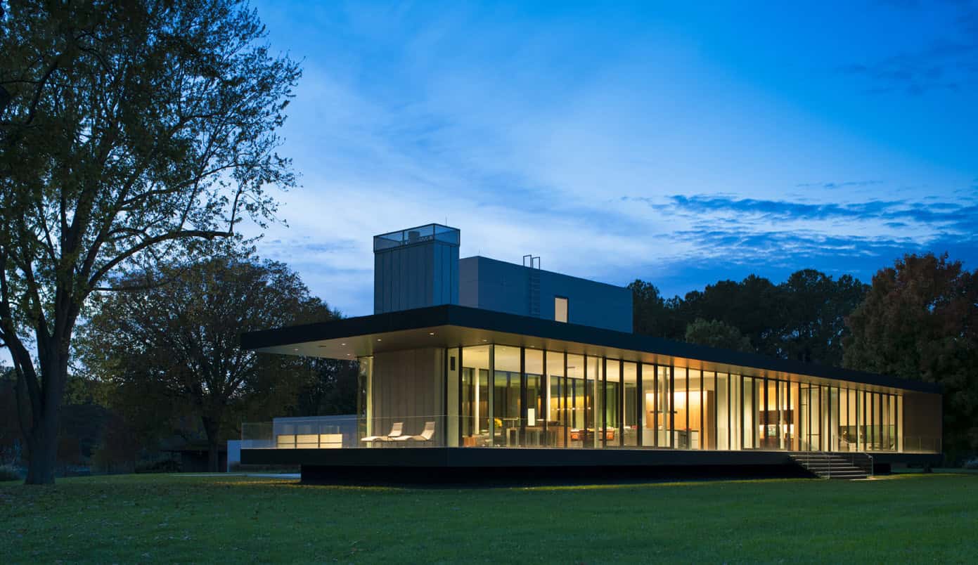 Tred Avon River House by Robert M. Gurney Architect – A Minimalist Riverfront Retreat in Maryland