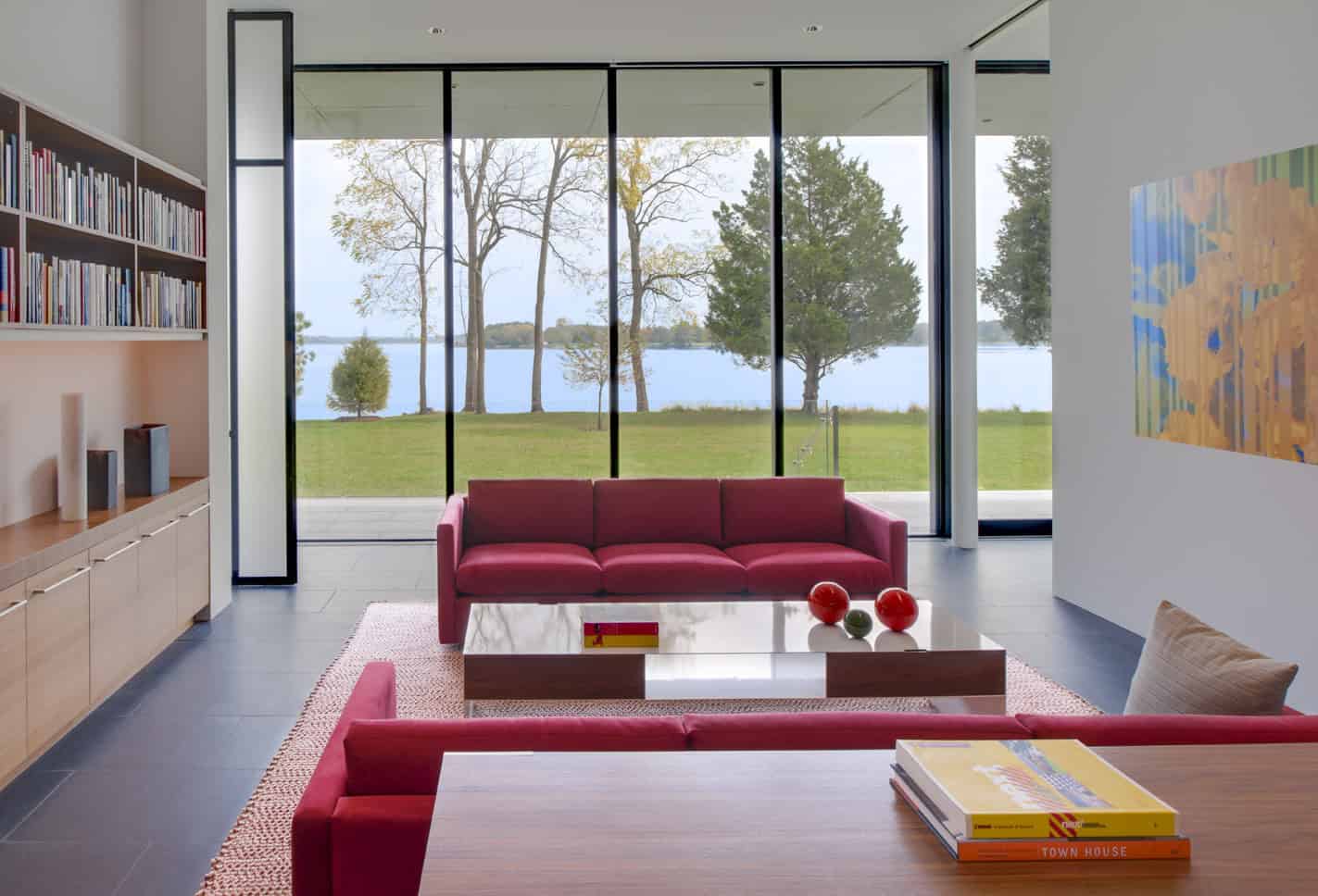 Tred Avon River House by Robert M. Gurney Architect – A Minimalist Riverfront Retreat in Maryland
