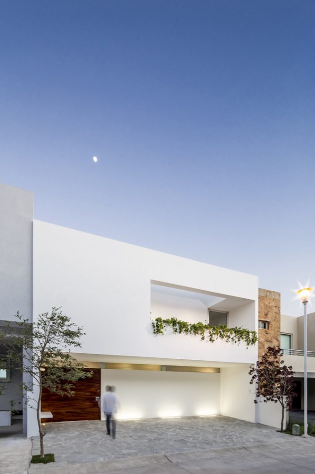 V House by Abraham Cota Paredes Arquitectos in Guadalajara, Mexico