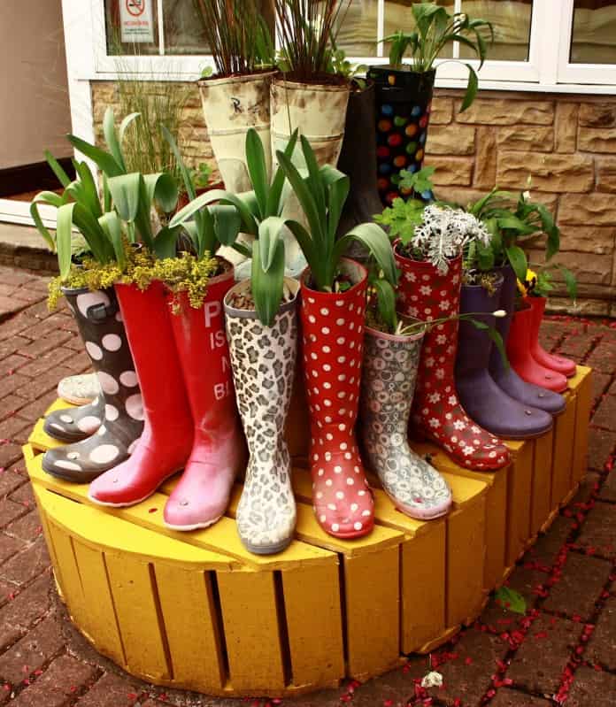 17 Super Creative Ideas To Repurpose Rain Boots Into Planters 17 Super Creative Ideas To Repurpose Rain Boots Into Planters