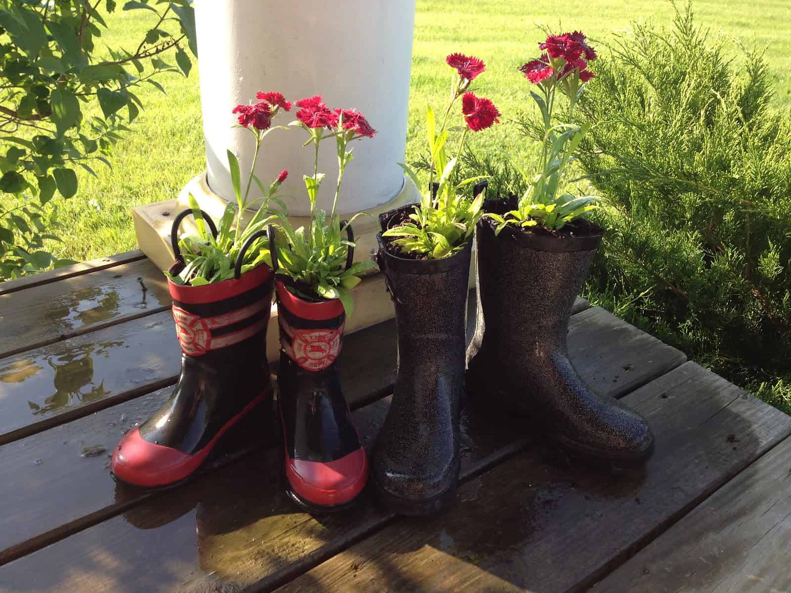 17 Super Creative Ideas To Repurpose Rain Boots Into Planters 17 Super Creative Ideas To Repurpose Rain Boots Into Planters