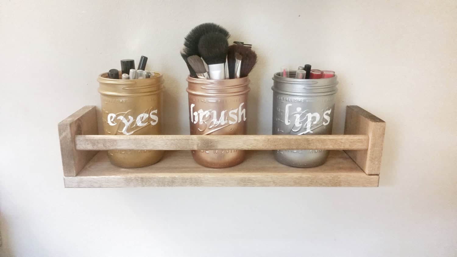 15 Amazing Handmade Mason Jar Organization Ideas That Can Help You