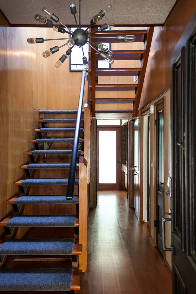 15 Outstanding Mid-Century Modern Staircase Designs