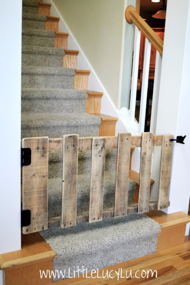 16 Clever And Easy DIY Pallet Furniture Ideas