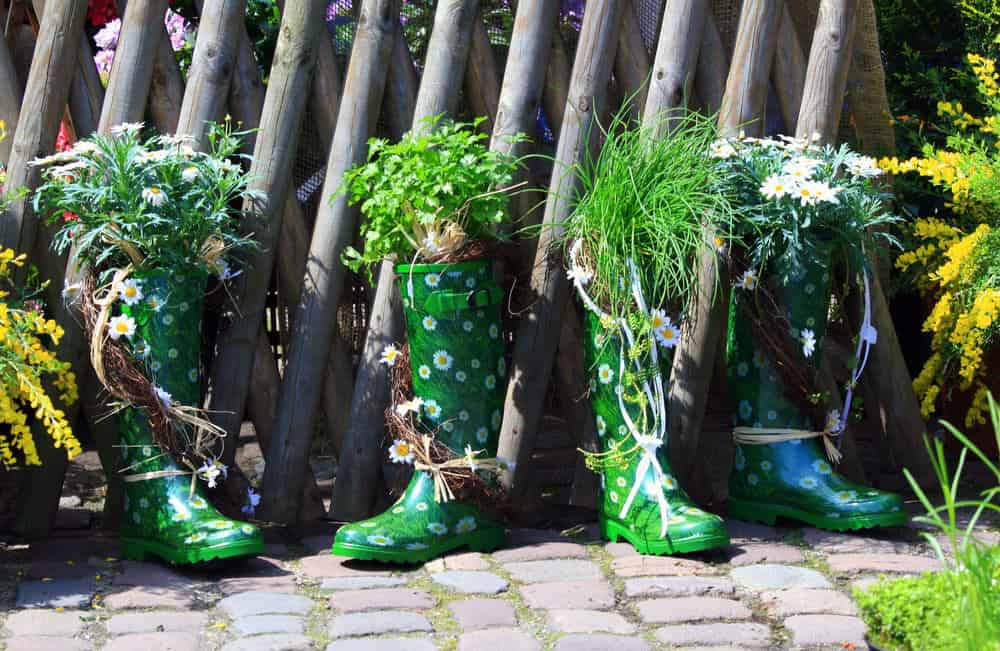 17 Super Creative Ideas To Repurpose Rain Boots Into Planters 17 Super Creative Ideas To Repurpose Rain Boots Into Planters
