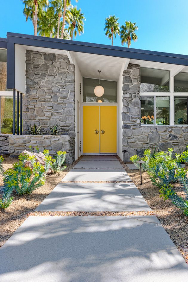 17 Captivating Mid-Century Modern Entrance Designs That Simply Invite You Inside