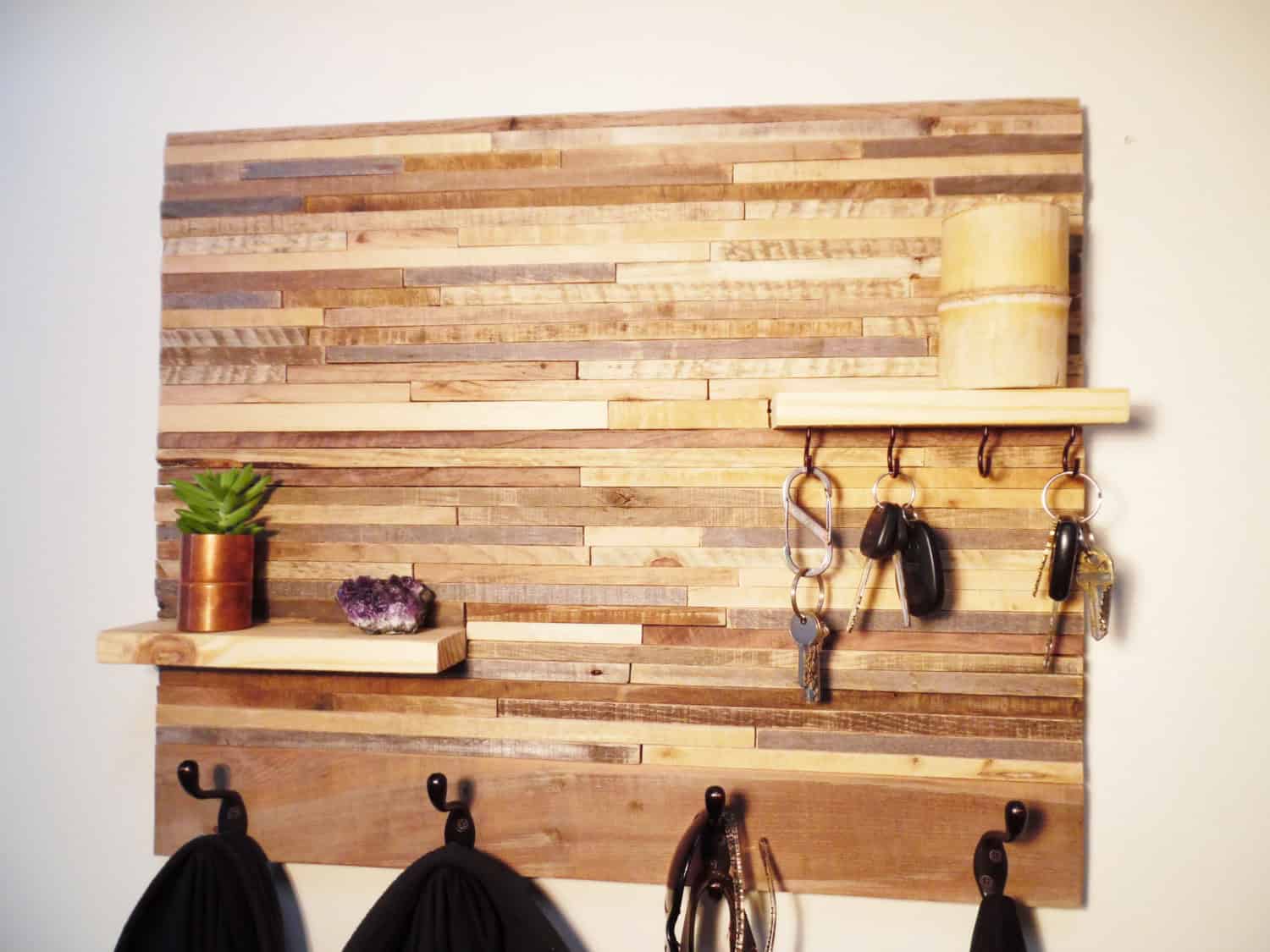 17 Practical Handmade Entryway Organizer Designs For Your Hallway