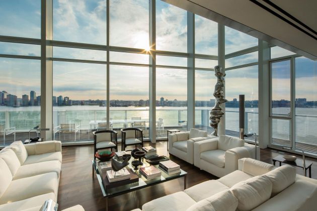 A closer look at Room Inner Carefully Built Apartments