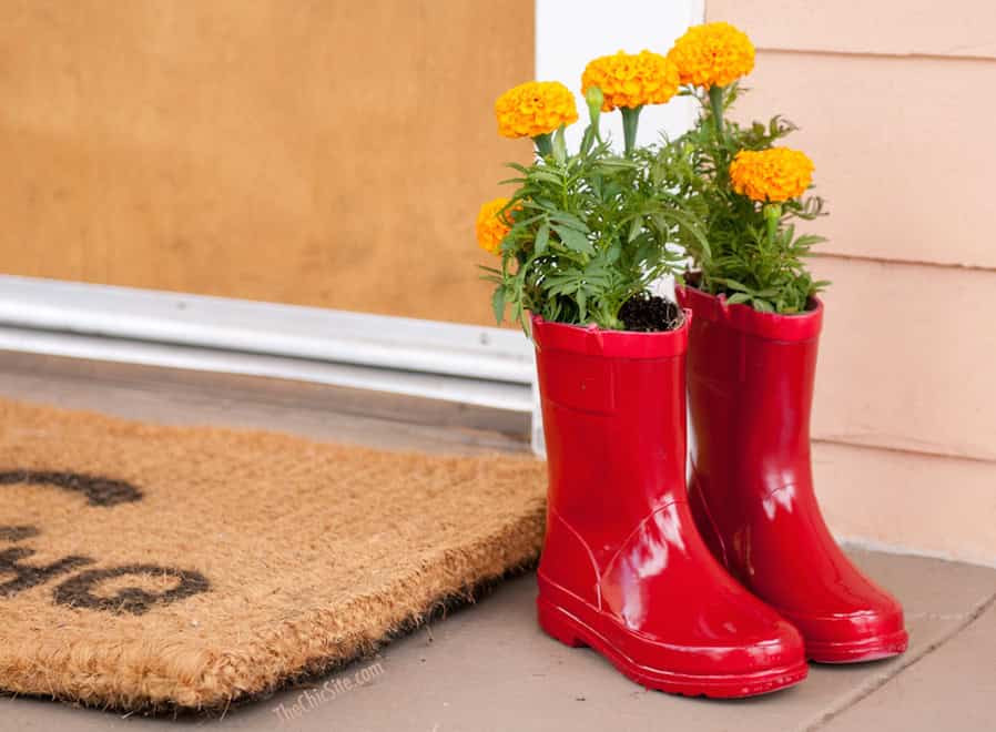 17 Super Creative Ideas To Repurpose Rain Boots Into Planters 17 Super Creative Ideas To Repurpose Rain Boots Into Planters
