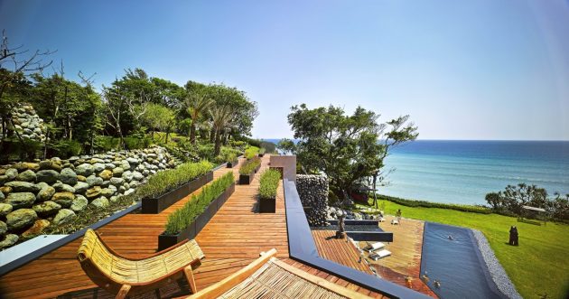 A'tolan House by Create + Think Design Studio on The Eastern Seaboard of Taiwan