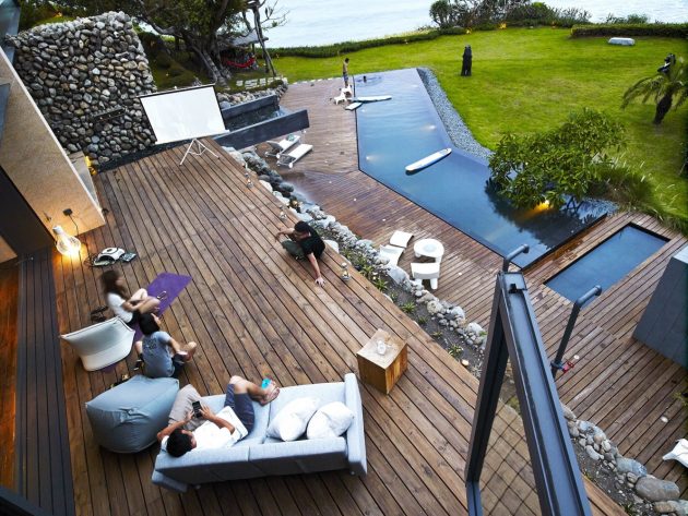 A'tolan House by Create + Think Design Studio on The Eastern Seaboard of Taiwan