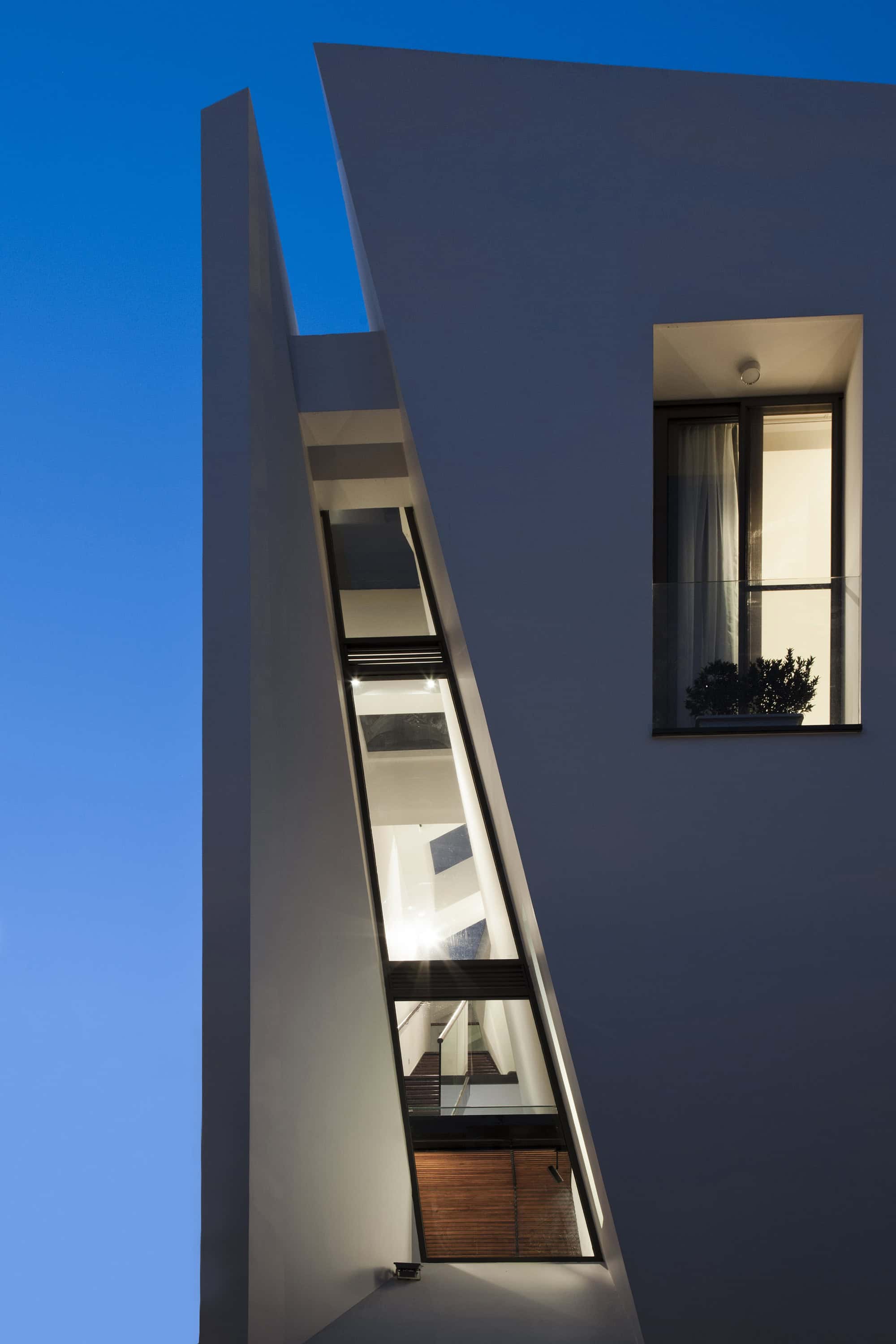 Folding Wall House by Nha Dan Architect in Ho Chi Minh, Vietnam Folding Wall House by Nha Dan Architect in Ho Chi Minh, Vietnam