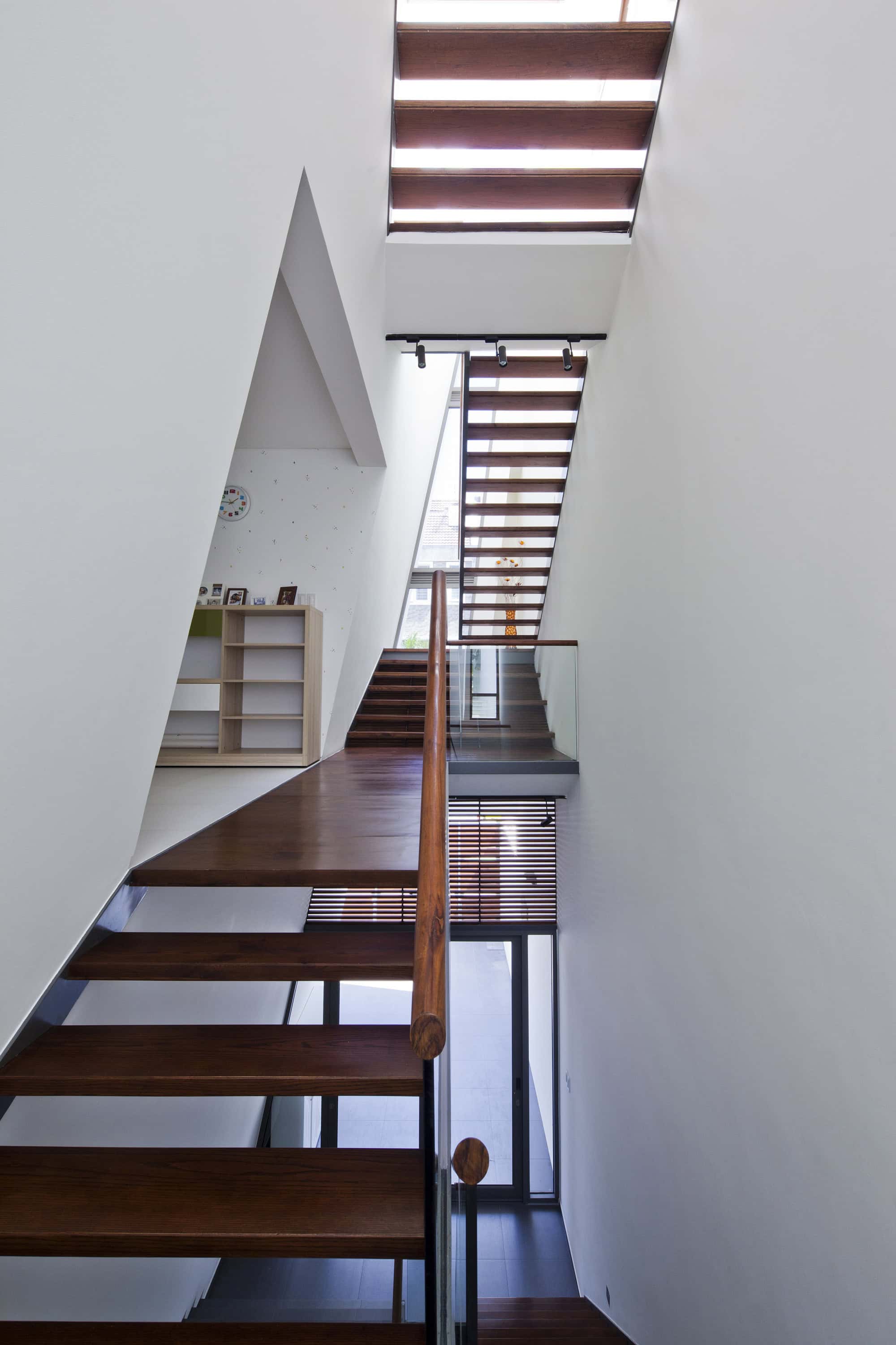 Folding Wall House by Nha Dan Architect in Ho Chi Minh, Vietnam Folding Wall House by Nha Dan Architect in Ho Chi Minh, Vietnam