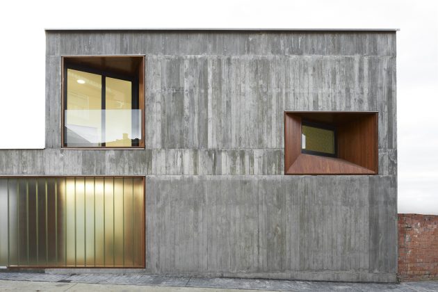 MP House by Alcolea+Tárrago Arquitectos in Navarra, Spain