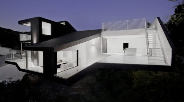 Nakahouse by XTEN Architecture in Los Angeles, USA
