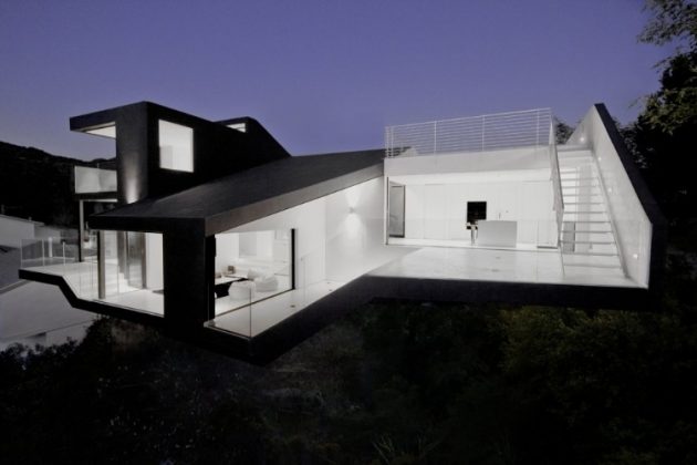 Nakahouse by XTEN Architecture in Los Angeles, USA