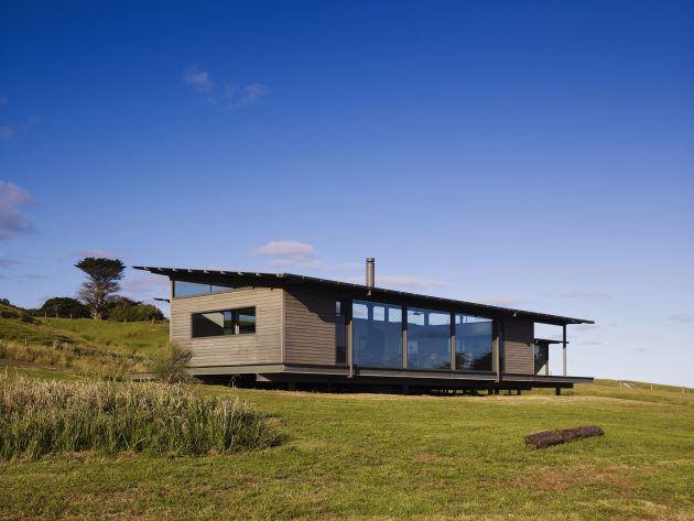 Sugar Gum House by Rob Kennon Architects in Apollo Bay, Australia