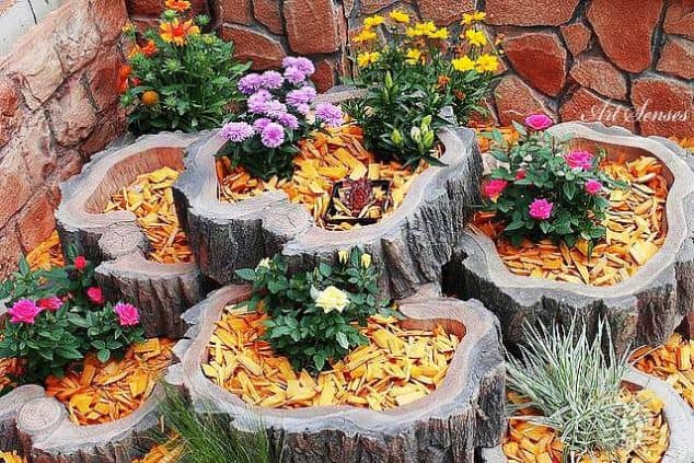 17 Appealing DIY Garden Decorations You Need To Make This Spring 17 Appealing DIY Garden Decorations You Need To Make This Spring