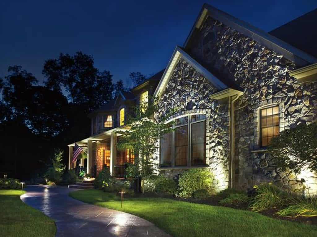 17 Engrossing Exterior Lighting Designs That Are Nothing Else But Perfect 17 Engrossing Exterior Lighting Designs That Are Nothing Else But Perfect