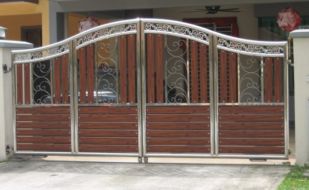 17 Elegant Gates To Transform Your Yard Into Inviting Place