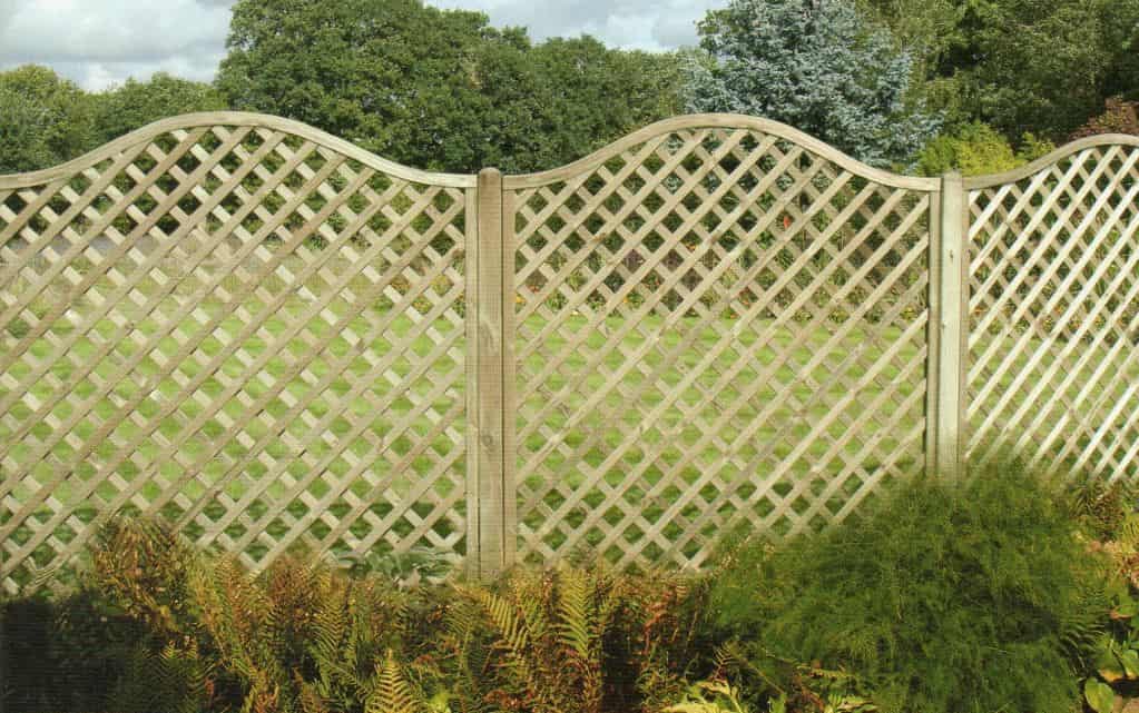 16 Inspirational Fence Ideas That Are Simple Yet Beautiful 16 Inspirational Fence Ideas That Are Simple Yet Beautiful