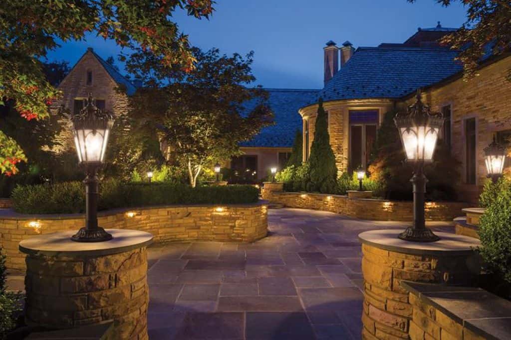 17 Engrossing Exterior Lighting Designs That Are Nothing Else But Perfect 17 Engrossing Exterior Lighting Designs That Are Nothing Else But Perfect