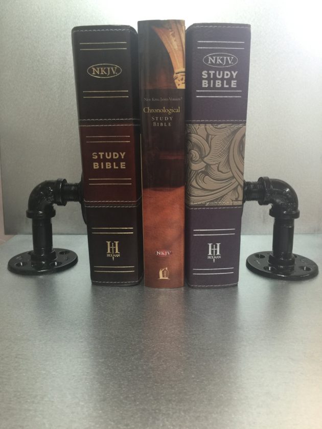 16 Incredible Handmade Bookends That Will Spice Up Your Bookshelves