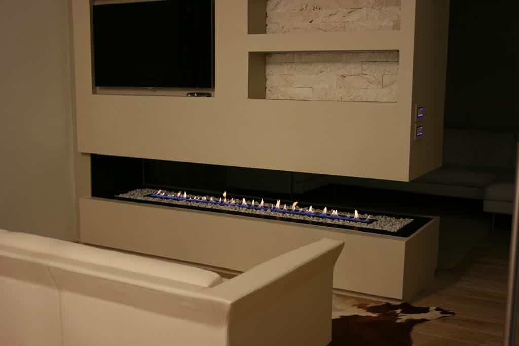 23 Truly Fascinating Fireplaces With Unique Design That Wows 23 Truly Fascinating Fireplaces With Unique Design That Wows