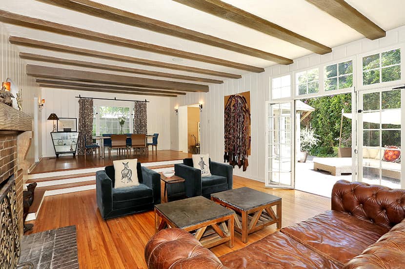 17 Brilliant Living Rooms With French Doors That Will Delight You 17 Brilliant Living Rooms With French Doors That Will Delight You