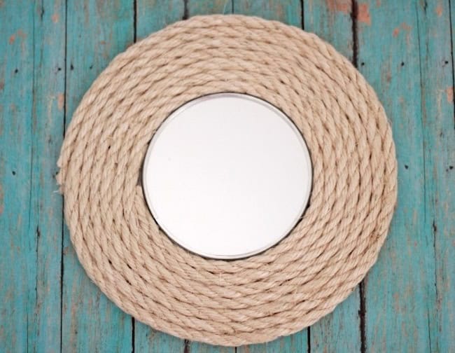 19 Most Creative DIY Mirrors That You Can Easily Make 19 Most Creative DIY Mirrors That You Can Easily Make