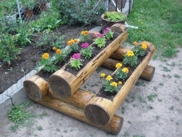 17 Appealing DIY Garden Decorations You Need To Make This Spring 17 Appealing DIY Garden Decorations You Need To Make This Spring