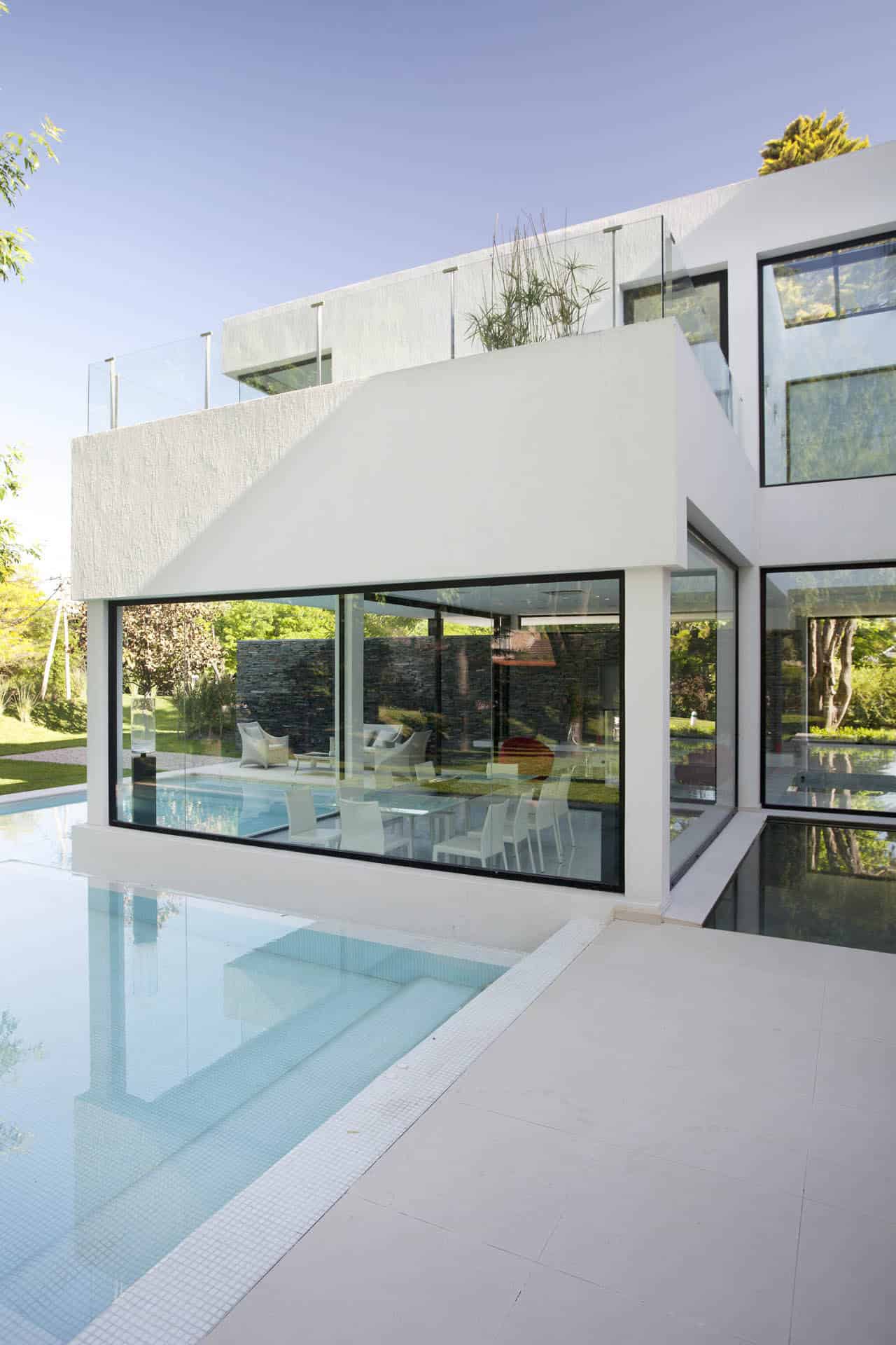 Carrara House by Andres Remy Arquitectos in Buenos Aires, Argentina Carrara House by Andres Remy Arquitectos in Buenos Aires, Argentina