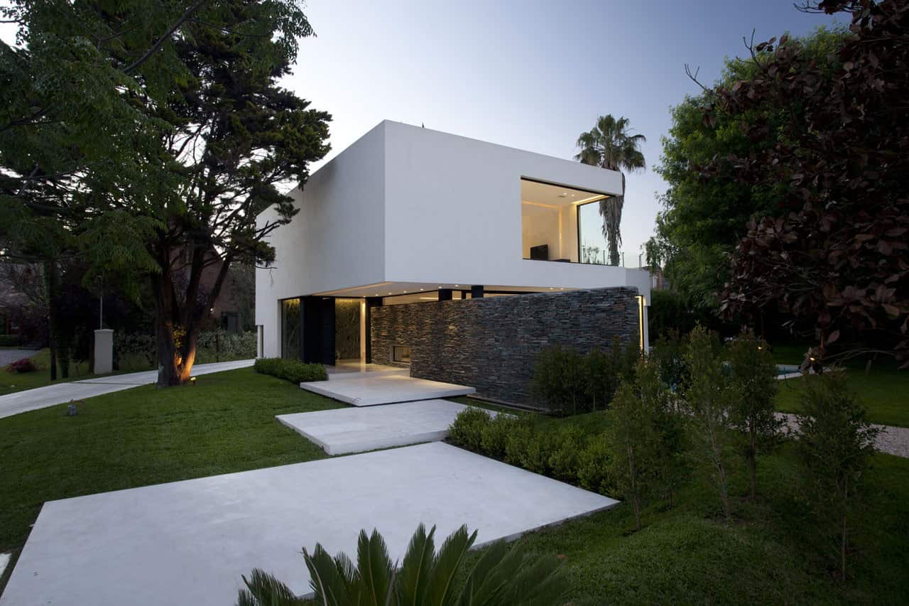 Carrara House by Andres Remy Arquitectos in Buenos Aires, Argentina Carrara House by Andres Remy Arquitectos in Buenos Aires, Argentina