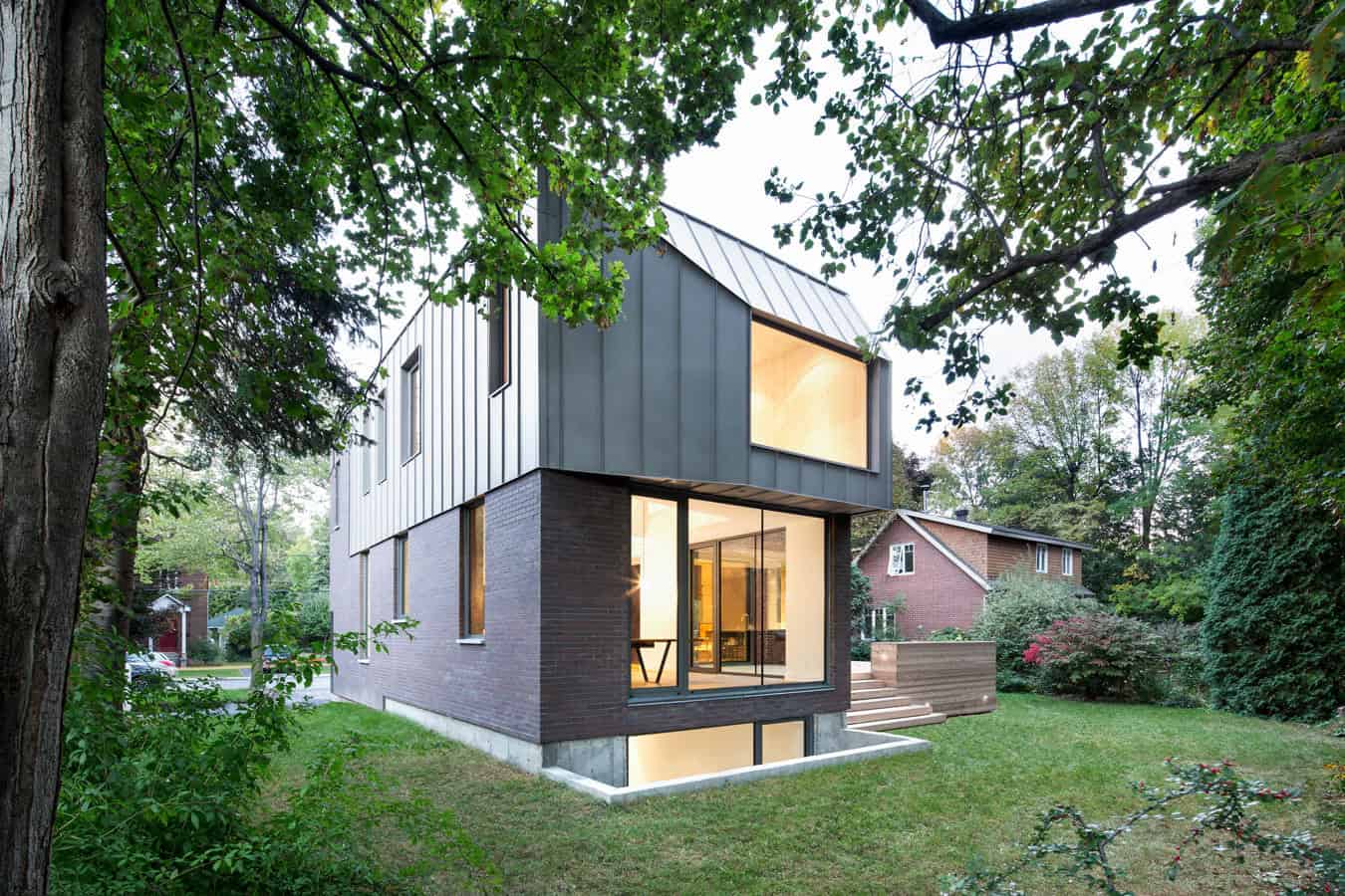 Dulwich Residence by NatureHumaine in Saint-Lambert, Canada Dulwich Residence by NatureHumaine in Saint-Lambert, Canada