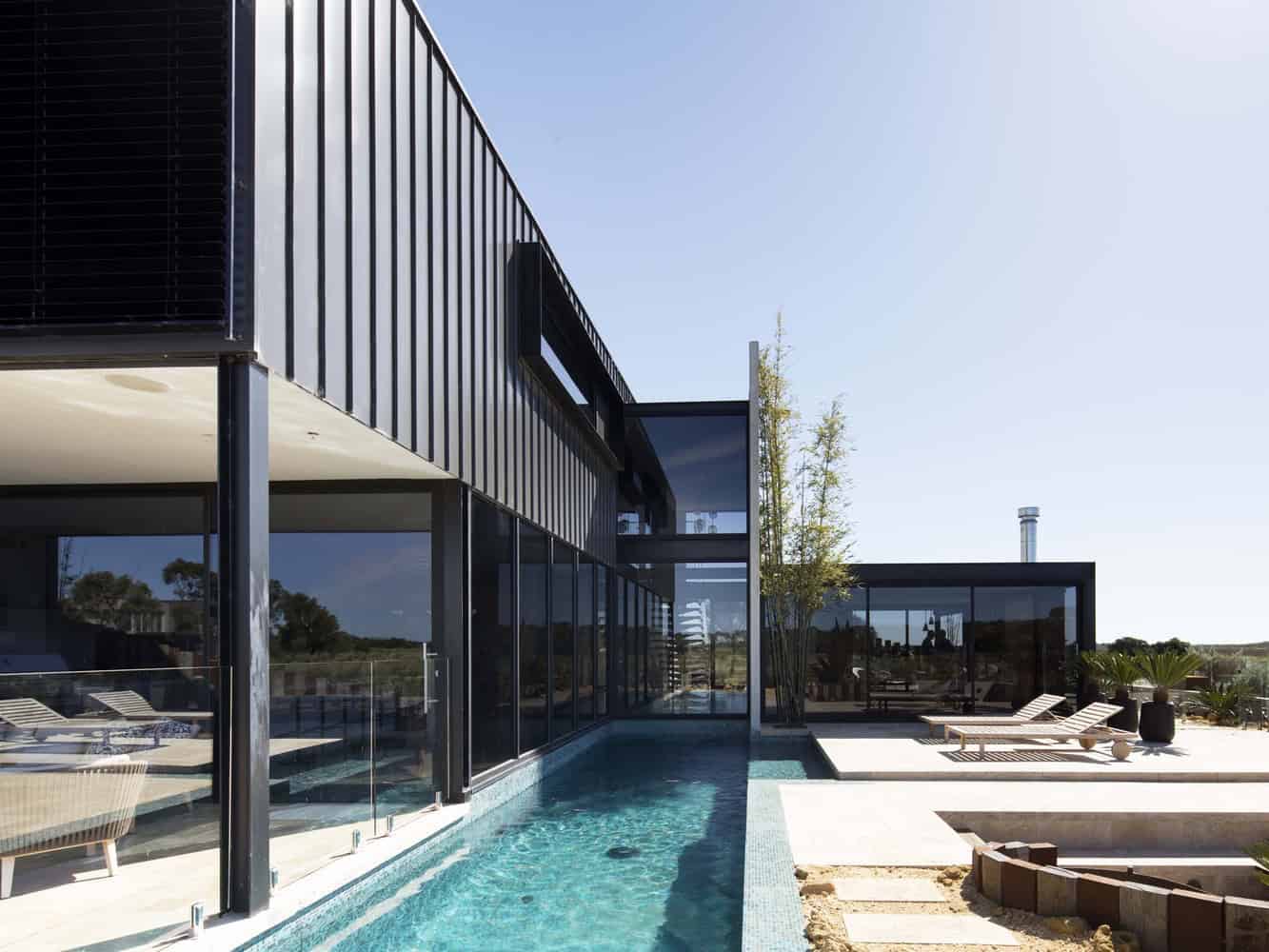 Lahinch House by Lachlan Shepherd Architects in Torquay, Australia Lahinch House by Lachlan Shepherd Architects in Torquay, Australia