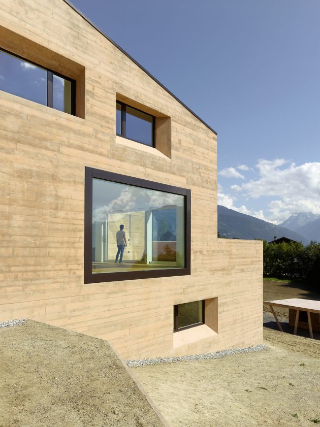 MFG House by ARCHI7 in Grimisuat, Switzerland