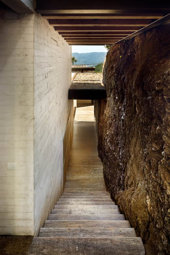 Tucán House by Taller Héctor Barroso in Valle de Bravo, Mexico Tucán House by Taller Héctor Barroso in Valle de Bravo, Mexico