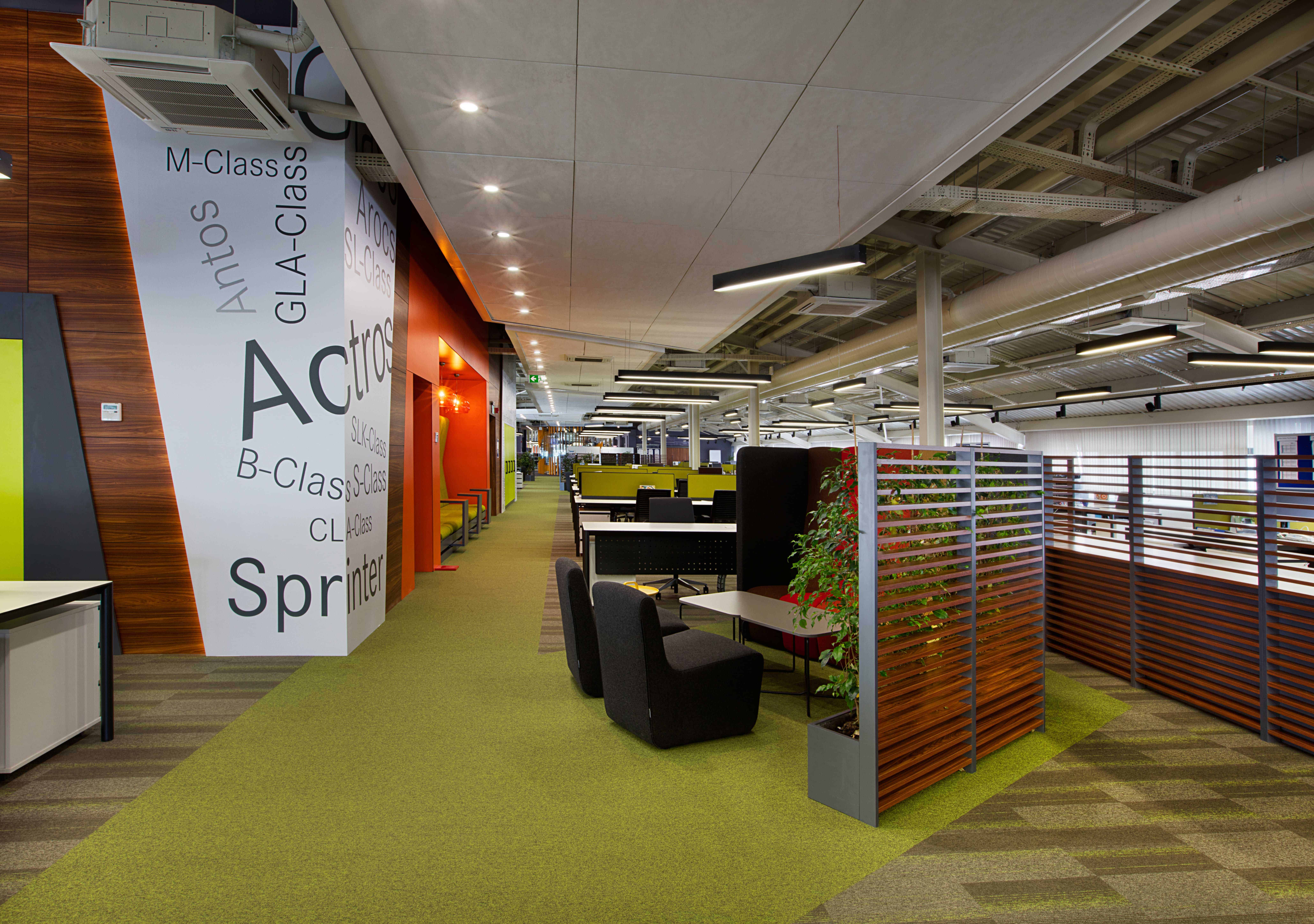 Flexibility, Mobility and Adaptability in the Office: Mercedes-Benz Turk IT Service Center Flexibility, Mobility and Adaptability in the Office: Mercedes-Benz Turk IT Service Center