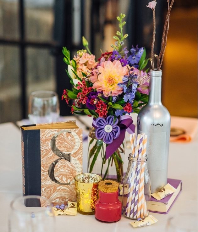 10 DIY Flowers Centerpieces To Enter Spring Vibes In The Home