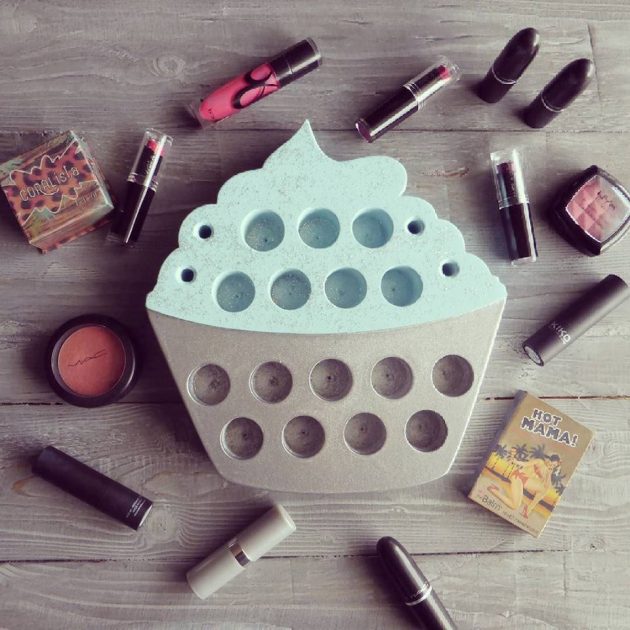 15 Cool And Practical Handmade Makeup Organizer Designs