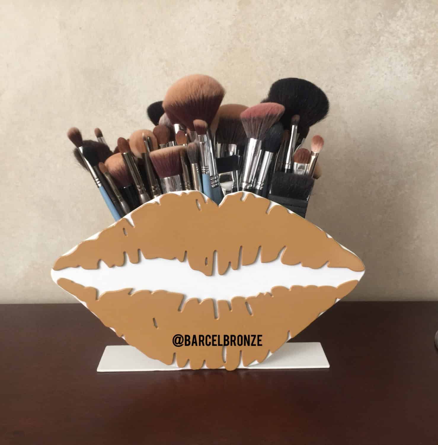 Makeup brush holder Makeup brush holder