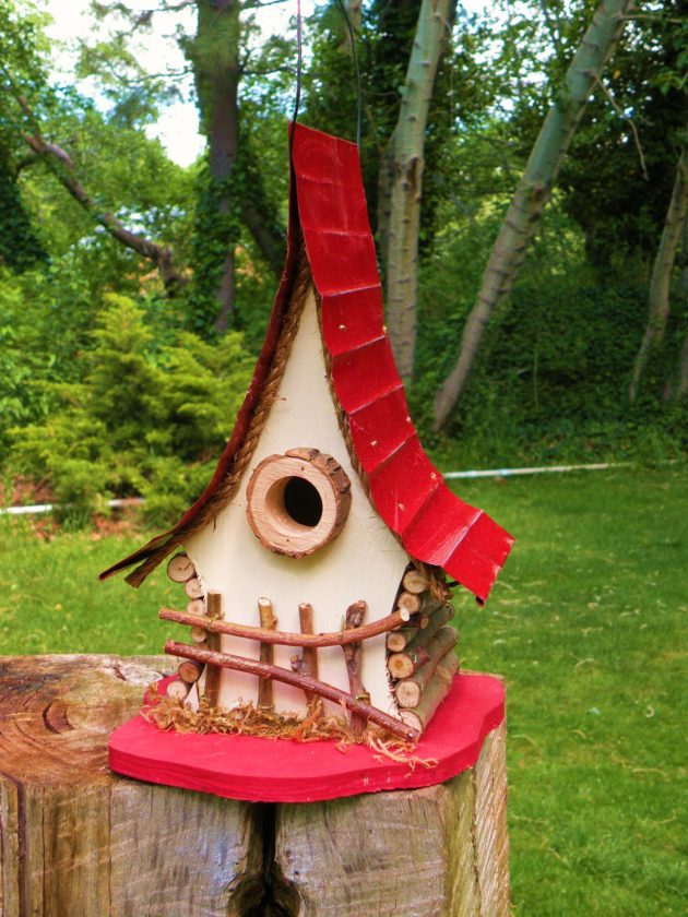 15 Whimsical Handmade Birdhouse And Feeder Designs To Liven Up Your Garden
