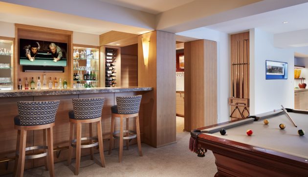 16 Elegant Transitional Home Bar Designs To Entertain Your Guests