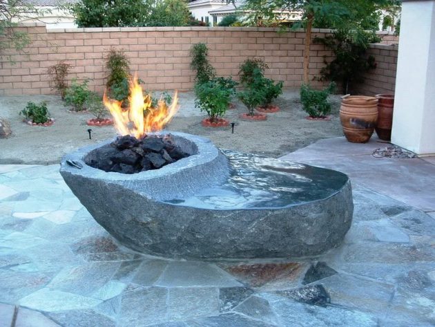 17 Extravagant Backyard Fireplaces & Fire Pits That Will Leave You Speechless