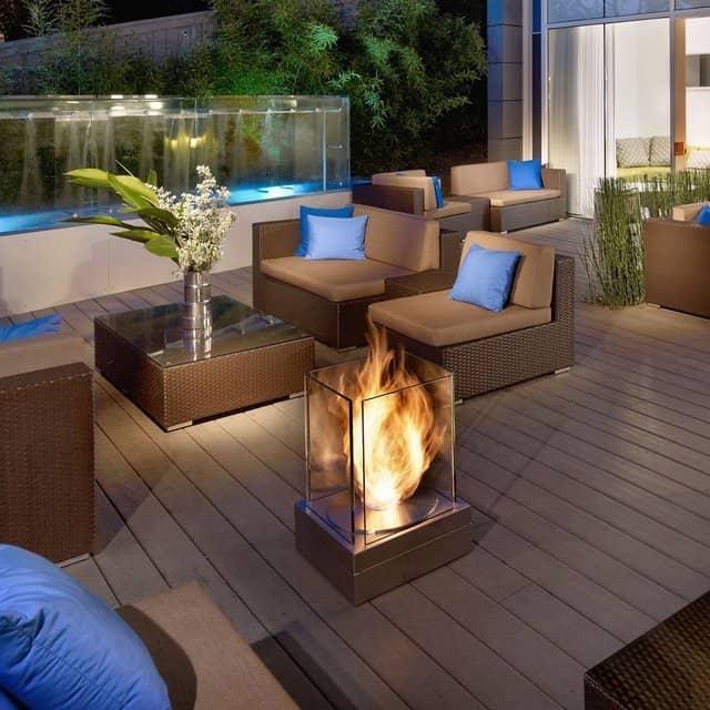 17 Extravagant Backyard Fireplaces & Fire Pits That Will Leave You Speechless 17 Extravagant Backyard Fireplaces & Fire Pits That Will Leave You Speechless