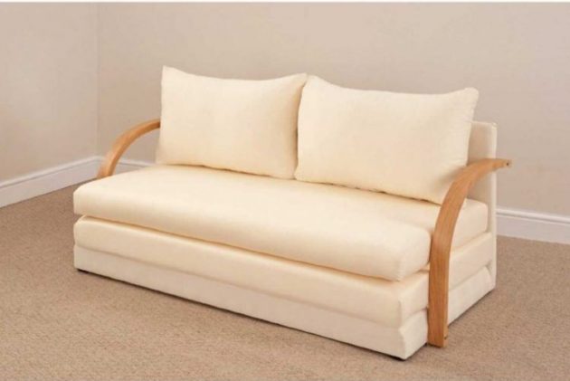 19 Functional Small Couches Ideal For Small-Sized Living Rooms