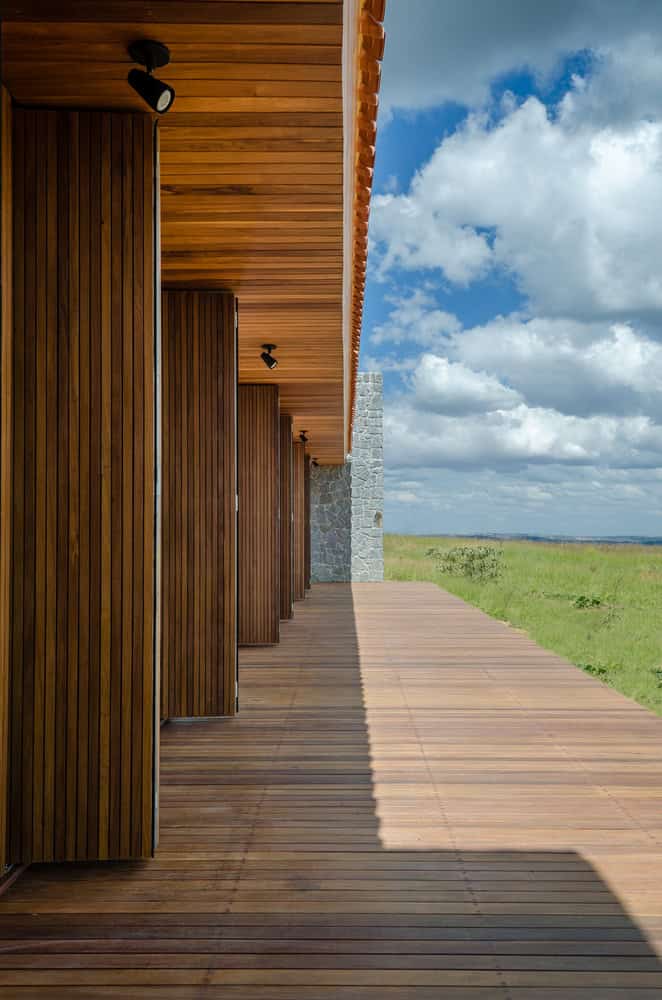 ER House by Estúdio MRGB in Padre Bernardo, Brasil ER House by Estúdio MRGB in Padre Bernardo, Brasil