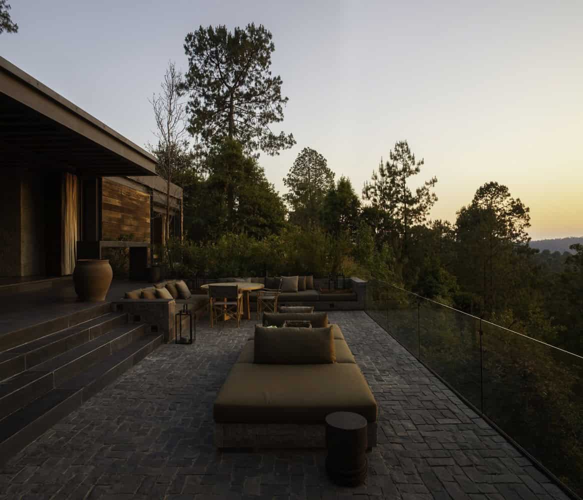 El Mirador House by CC Arquitectos in Valle de Bravo, Mexico El Mirador House by CC Arquitectos in Valle de Bravo, Mexico