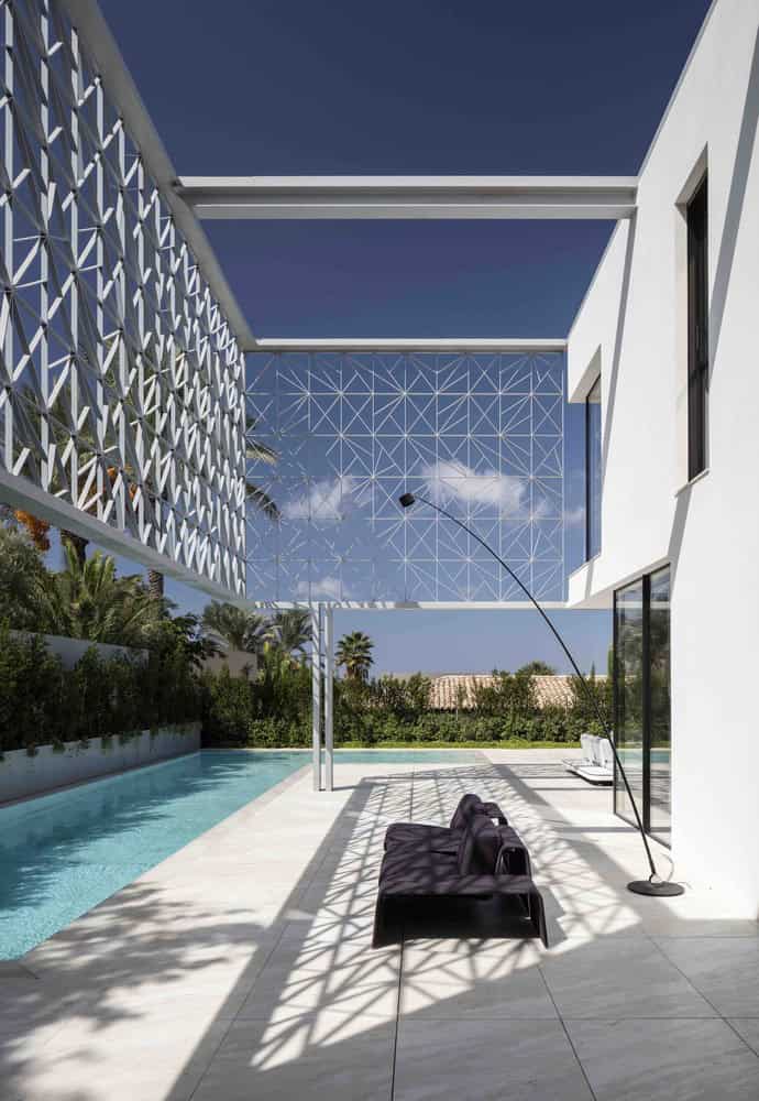 N2 House by Pitsou Kedem Architects in Hezeliya Pituach, Israel N2 House by Pitsou Kedem Architects in Hezeliya Pituach, Israel