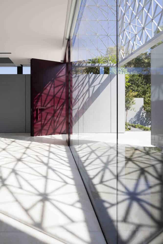 N2 House by Pitsou Kedem Architects in Hezeliya Pituach, Israel N2 House by Pitsou Kedem Architects in Hezeliya Pituach, Israel